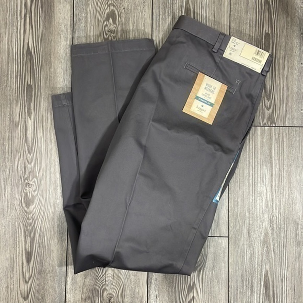HAGGAR Men’s Gray Work Pants Slacks Straight Fit 38Wx30L